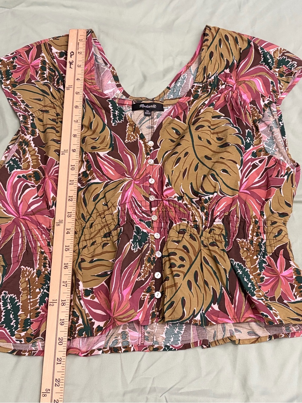 Madewell Tropical Button Shirred Cap-Sleeve Top in Brushstroke Monstera XL - Picture 9 of 14